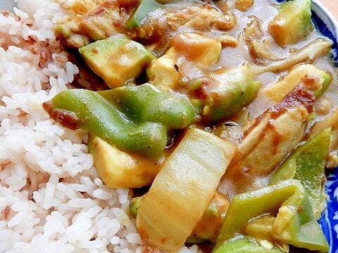 根菜なしで10分❤手羽中と白菜アボカドカレーライス